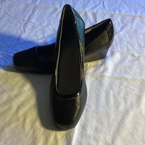 Life Stride Black Wedge Shoes